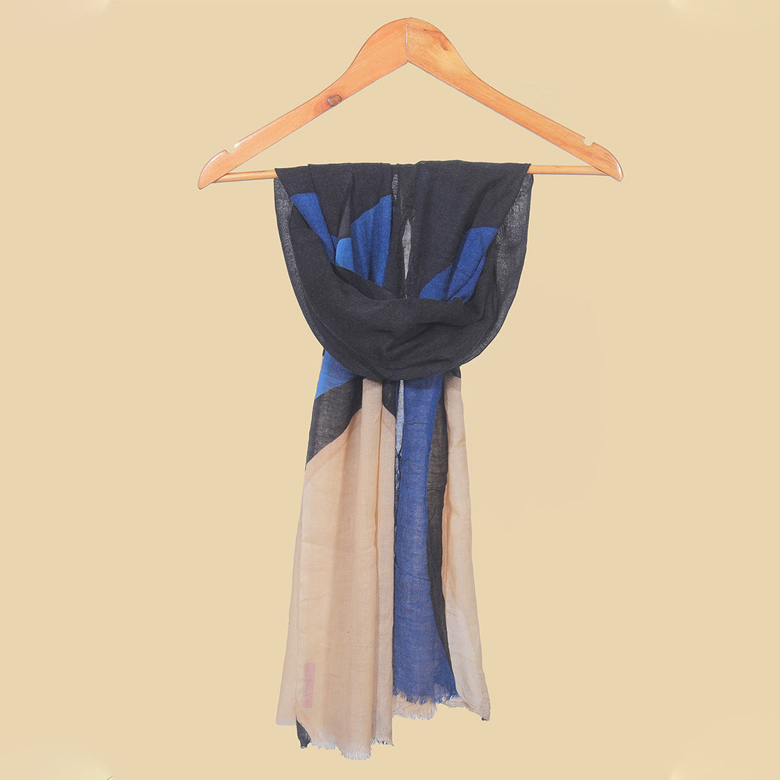 Ayesha Modern Thin Wool Scarf with Geometric Design: Black, Beige, Blue