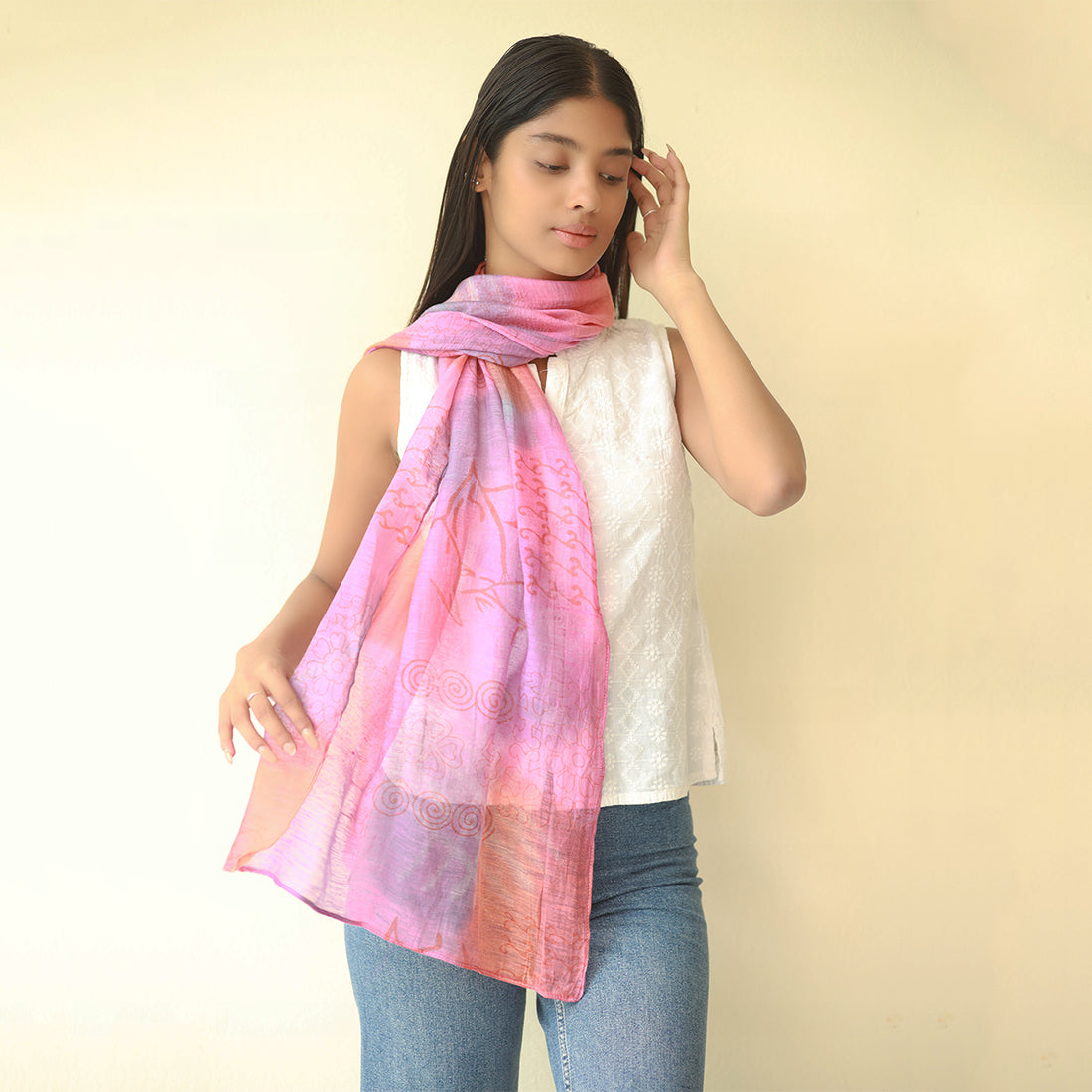 Shades of Pink & Orange Ombre Square Patches Silk-Cotton Blend Crinkle Effect Scarf