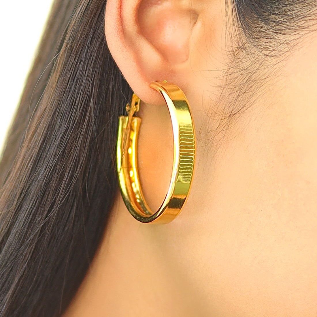 Set of 2 Contemporary Gold & Silver Hoops for Office and Everyday purpose for women