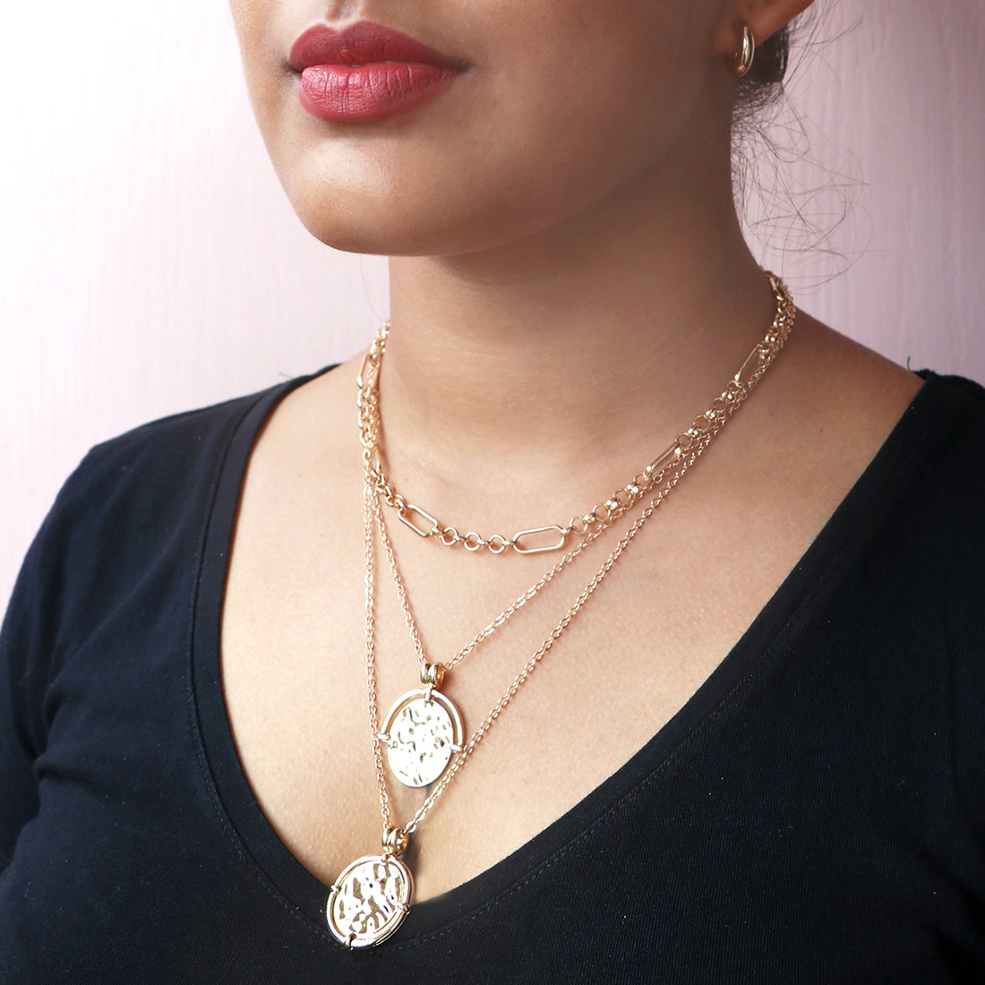 CHUNKY COIN PENDANT CHAIN-LINK STATEMENT GOLD-TONED LAYERED NECKLACE