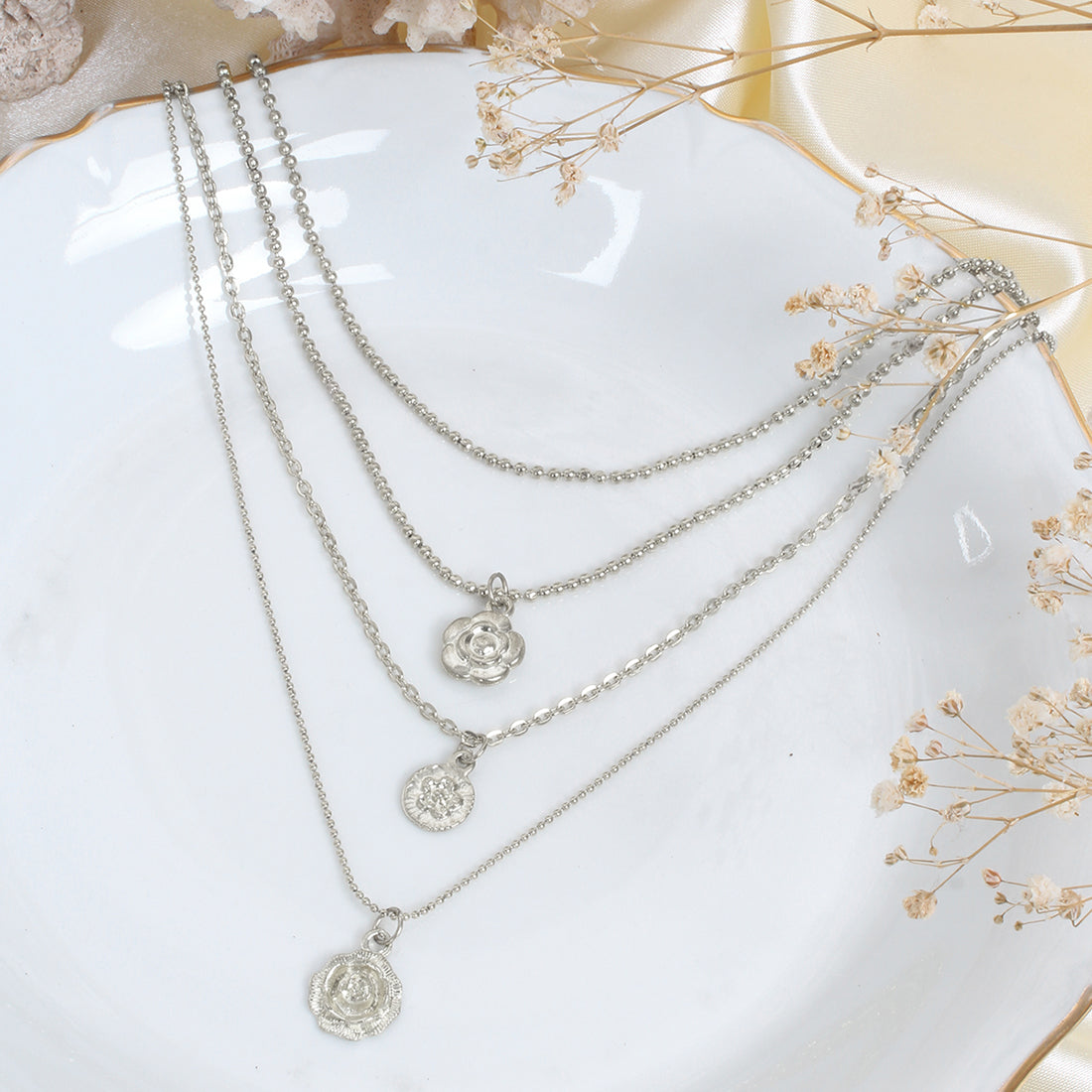 CHARM PENDANT STATEMENT LAYERED NECKLACE